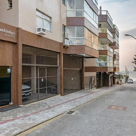 Amplo Apartamento A 50 Metros Da Praia De Bombinhas-3